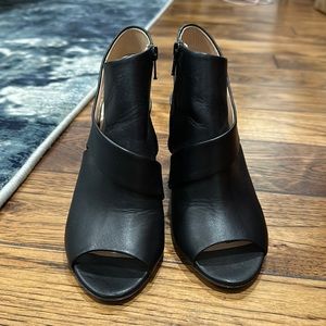 CLUB MONACO Black Open Toe Booties Size: 38 (7.5)